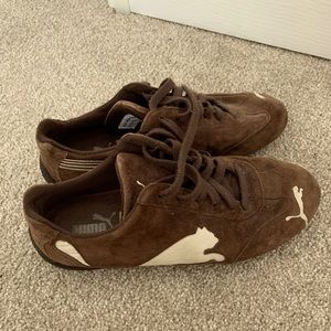 Puma suede size 8 1/2 chocolate brown shoes